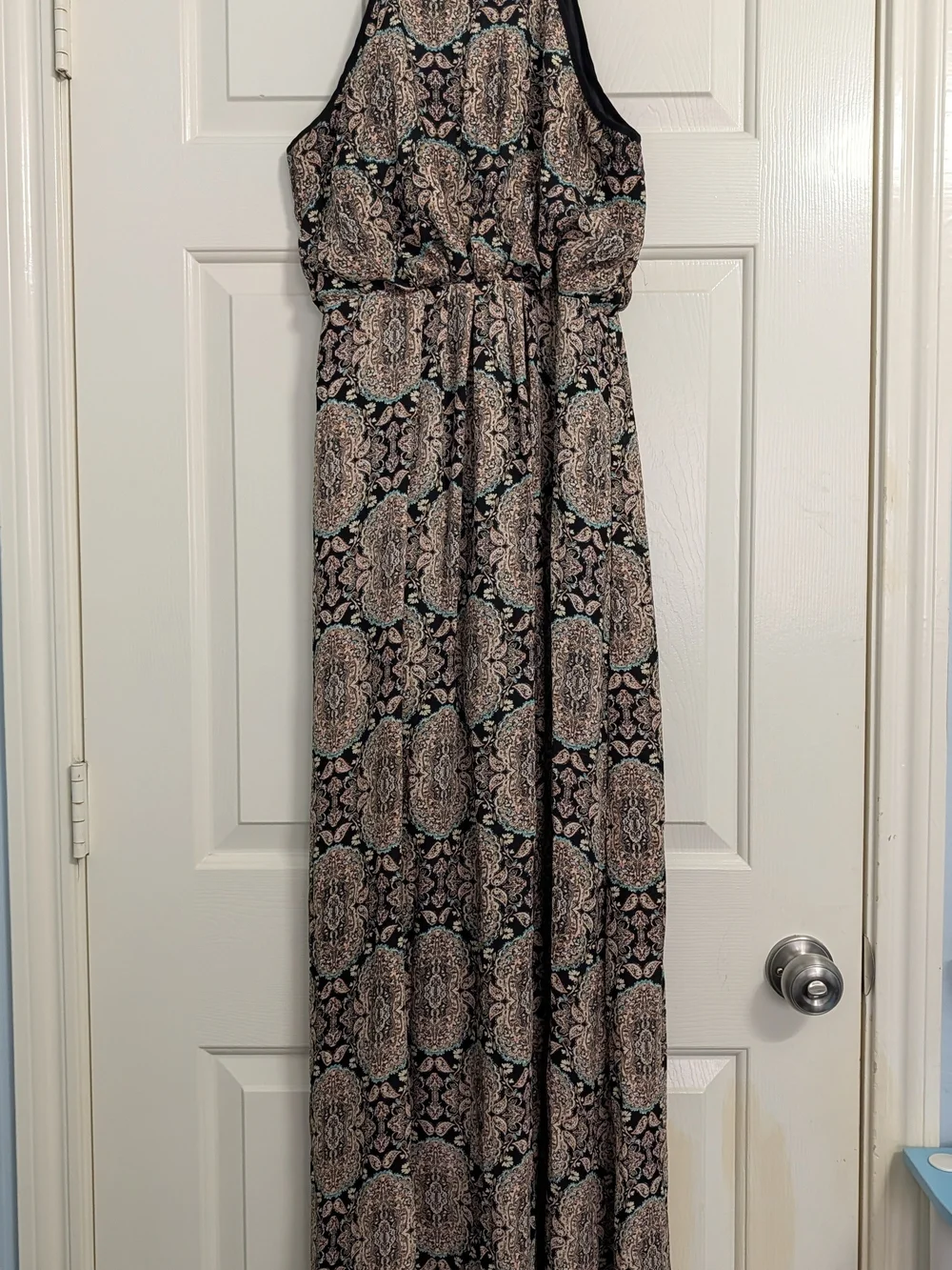 Bundle of women's medium dresses